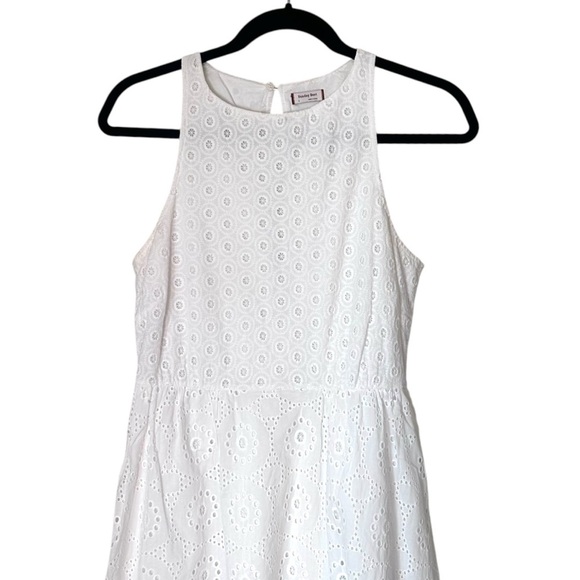 Aritzia Sunday Best White Eyelet Lace High A-Line Dress- Size 6 - Picture 2 of 10